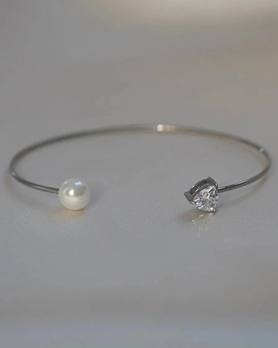 dainty バングル