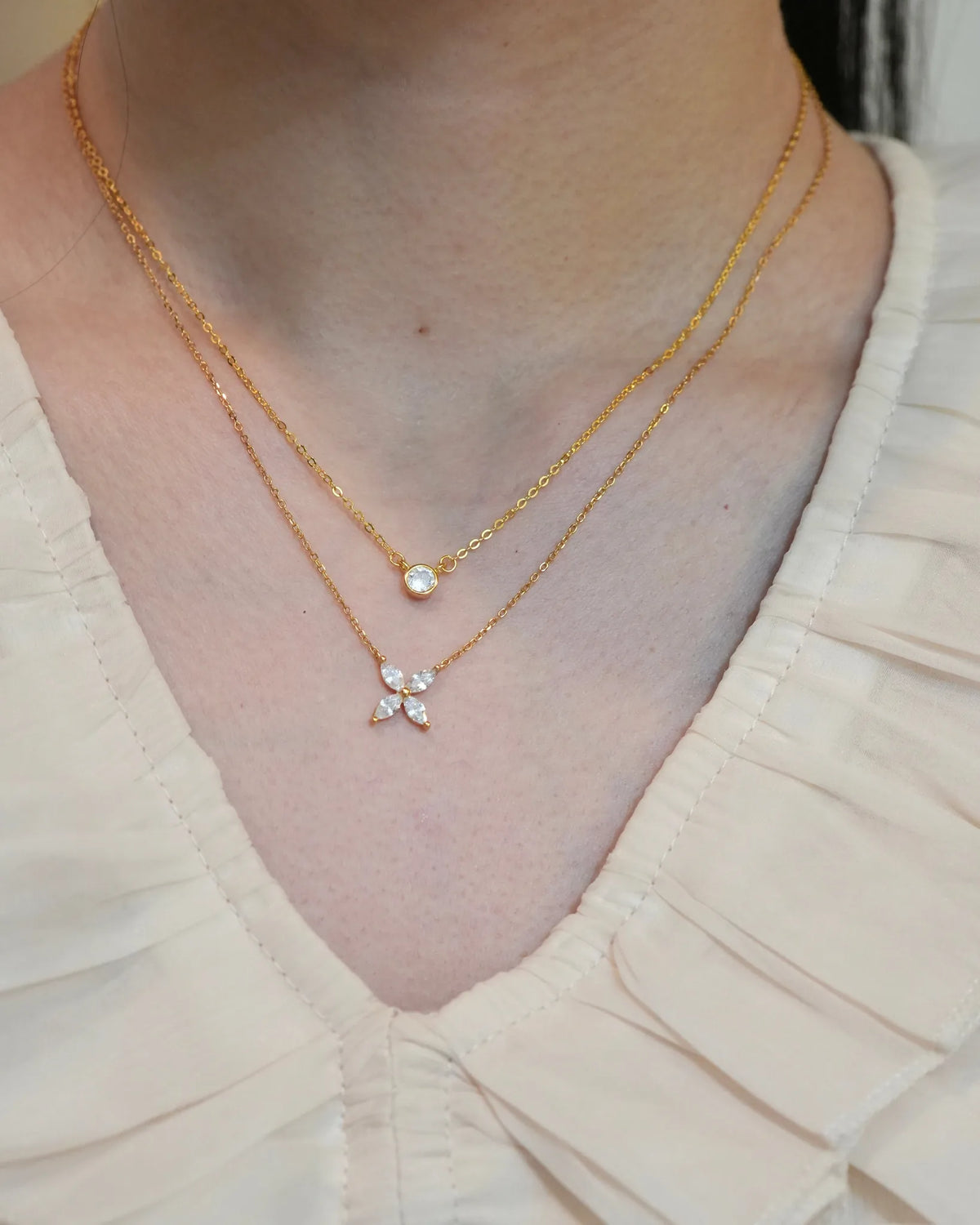 papillon ネックレス