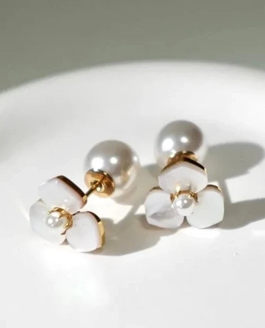 shell flower ピアス