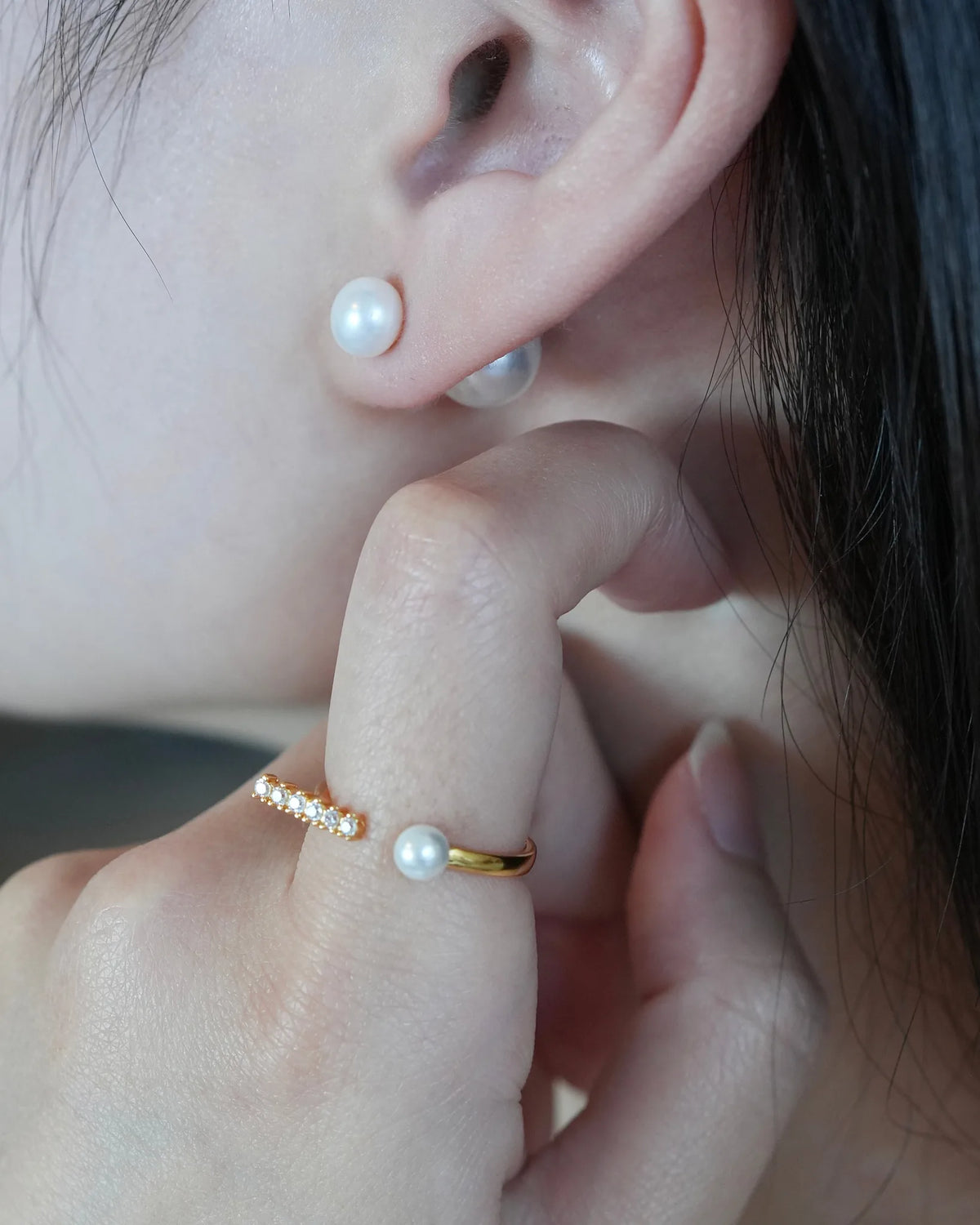 double pearl ピアス