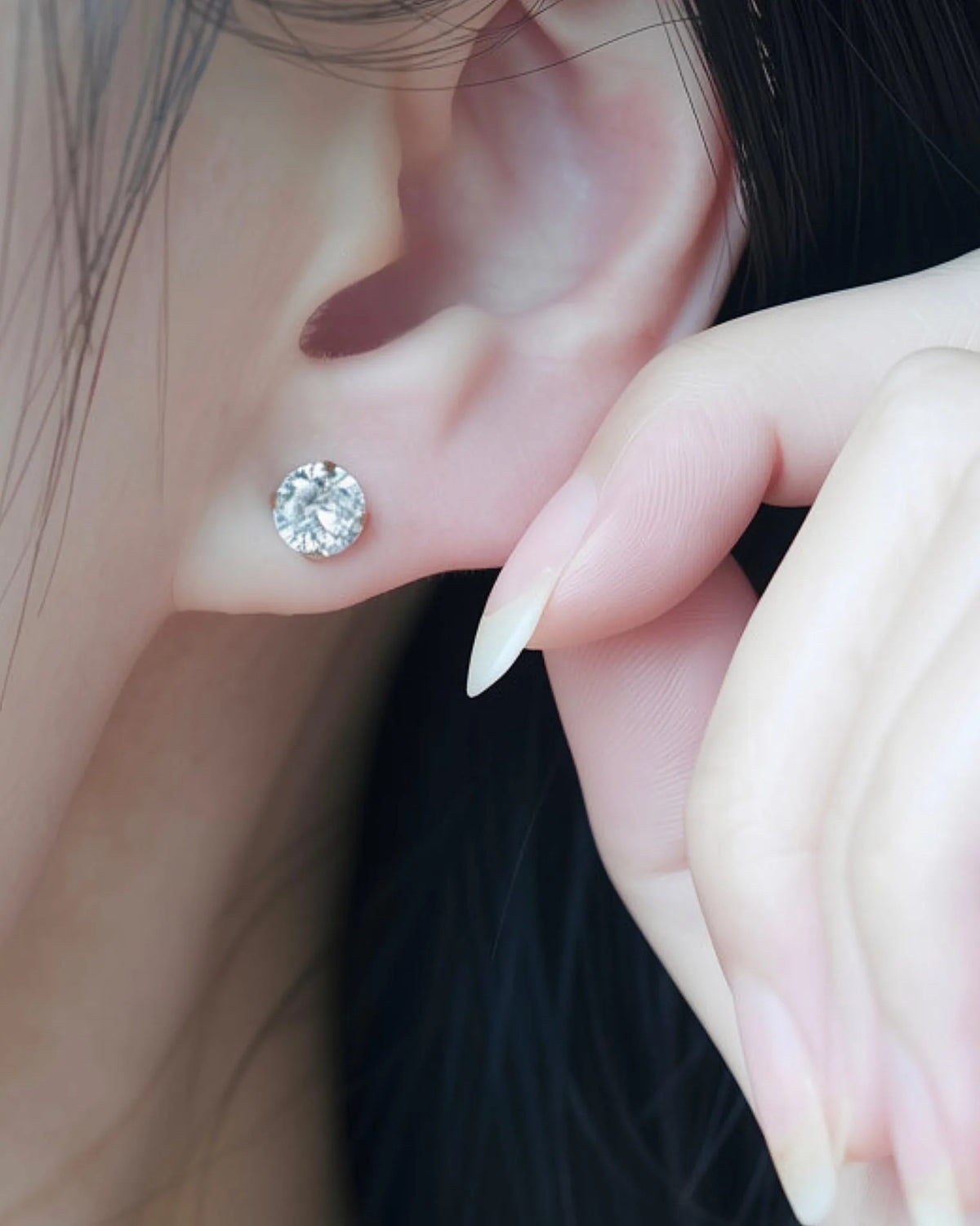 ダイヤ風ピアス
