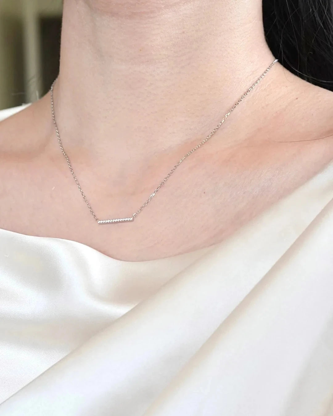 bar necklace