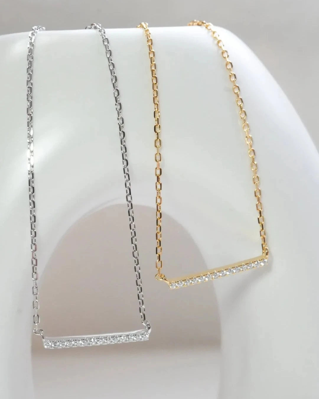 bar necklace