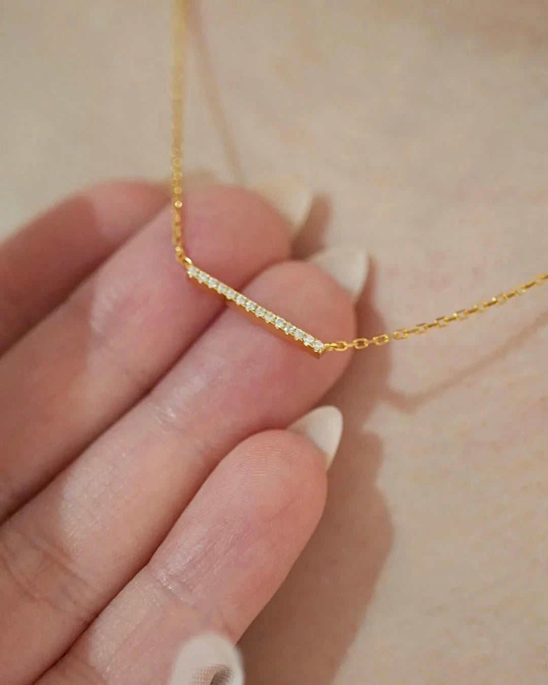 bar necklace