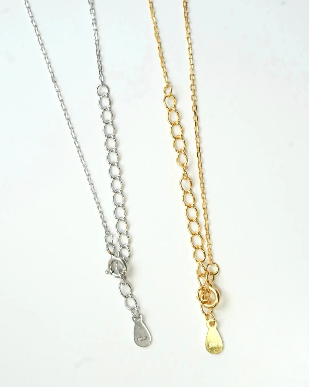 bar necklace