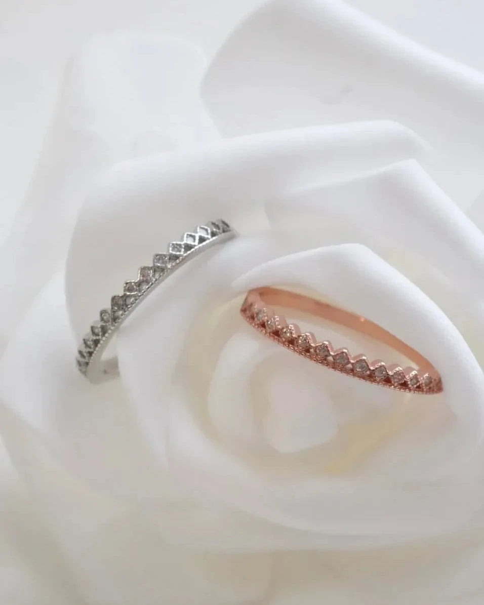 tiara リング