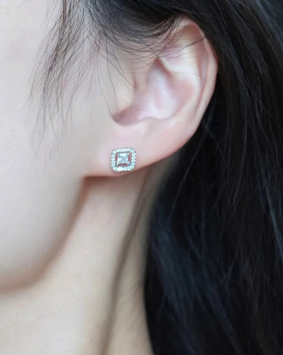 cube ピアス