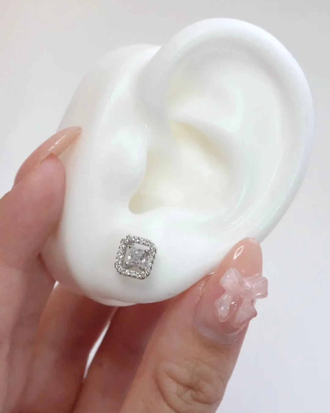 cube ピアス
